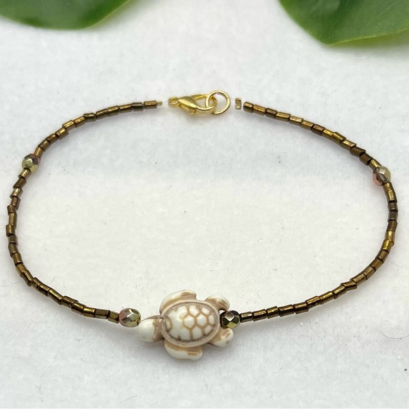 Sea Turtle and glass seed beads Anklet - Ankle Bracelet - Beach Anklet - Picture 2 of 4